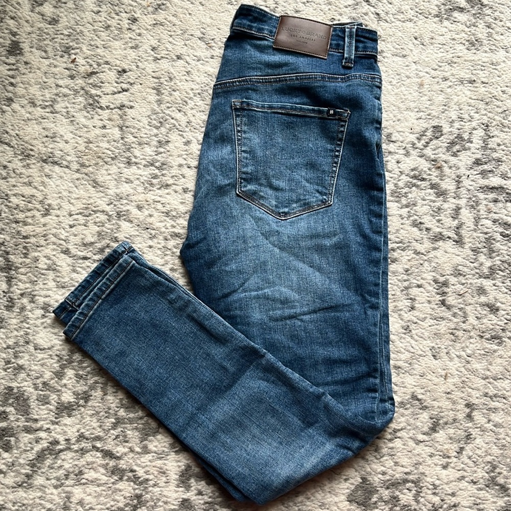 Lucky Brand Highrise Bella Jeans